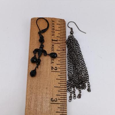 LOT 306: Vintage Multi-Strand Silver-Tone Chain Necklace and Earrings with 2028 Brand Black Bead Necklace and Earrings