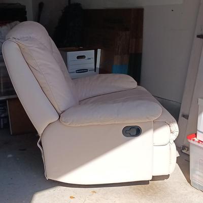 LOT 267: USA Made Reclining Swivel Chair