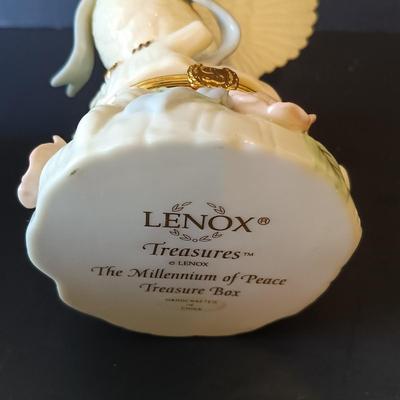 LOT 266: Easter Collection - TY Beanie Babies, Tree with Ornaments, Hand Blown Glass Ball, Metal Rabbit Dish & More