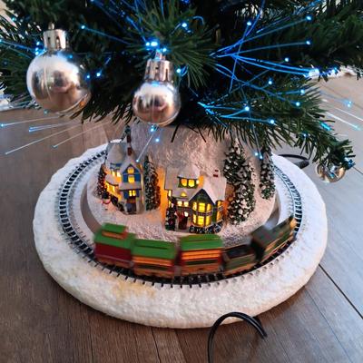LOT 264: Bradford Exchange Thomas Kinkade Holiday Sparkle Fiber Optic Table Top Tree