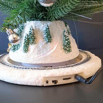 LOT 264: Bradford Exchange Thomas Kinkade Holiday Sparkle Fiber Optic Table Top Tree