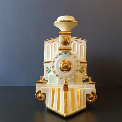 LOT 263: Lenox Holiday Junction Train Engine and Wagon with Ornament
