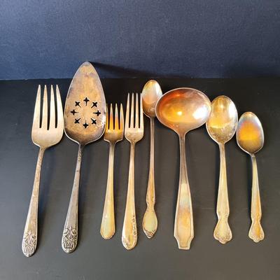 LOT 255: Large Collection of Plated and Stainless Steel Silverware