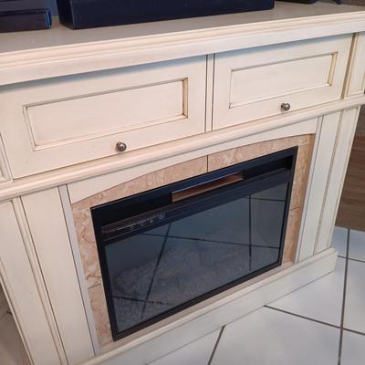 LOT 253: Mantel Console Electric Fireplace