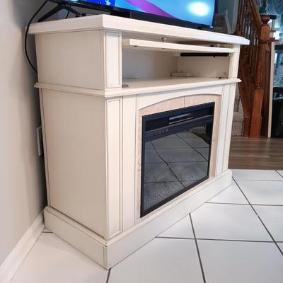 LOT 253: Mantel Console Electric Fireplace