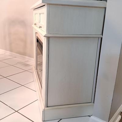 LOT 253: Mantel Console Electric Fireplace