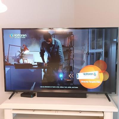 LOT 252: Vizio D50-E1 D-Series 50" Ultra HD Full-Array LED Smart TV