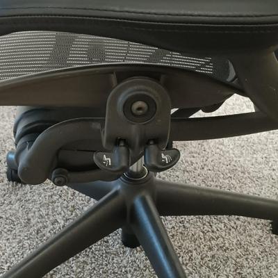 LOT 245: Herman Miller Aeron Chair