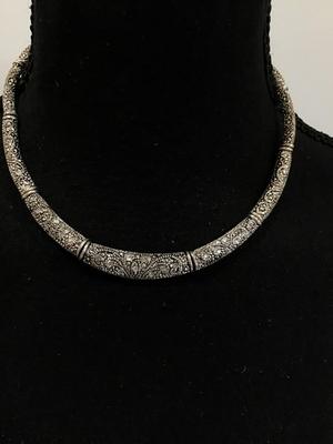 Beatiful Premier Design Marcasite Style collar Necklace