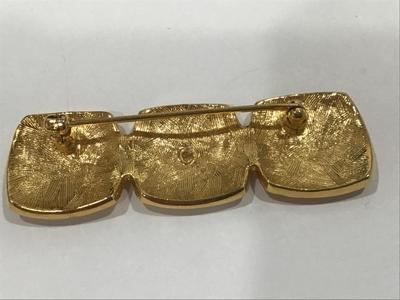 AK. Anne Klein Lion Brooch