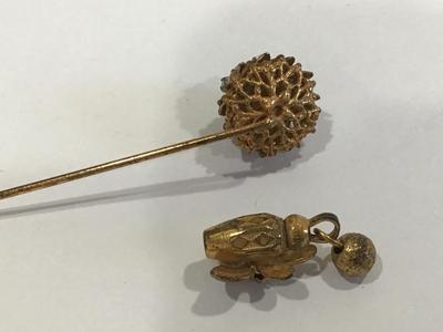 Vintage Stick pin Tigers Eye Rhinestone