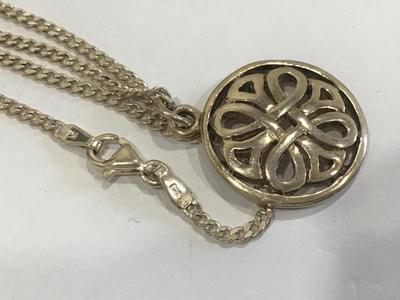 925 Pendant with silver Plated Chain