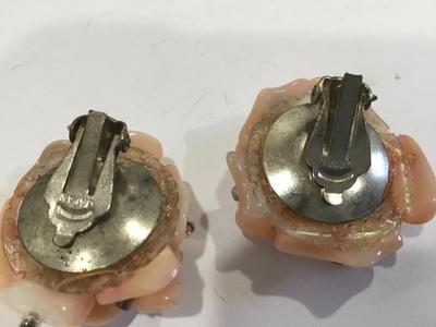 Peach Japan Shell Clip on Earrings