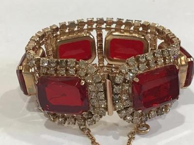 Gorgeous Vintage Rhinestone Safety Chain Designer