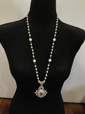 Florenza Victorian Revival Cameo Necklace Vintage
