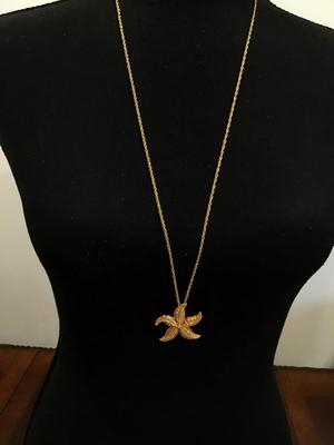 Gold Tone Starfish Nice Chain Necklace
