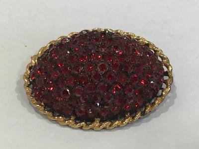 Beautiful Domed Garnet In Color Vintage Brooch