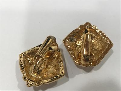 Cream Enamel Gold Tone Clip on Earrings