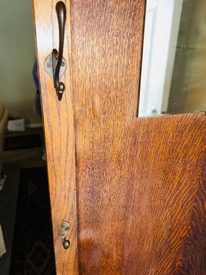 ANTIQUE HALL TREE W/STORAGE UNDER THE SEAT
