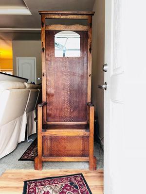 ANTIQUE HALL TREE W/STORAGE UNDER THE SEAT
