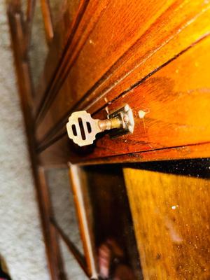ANTIQUE GLASS DOUBLE DOOR SKELETON KEY LOCKING CABINET