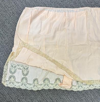 40's Silk Panty Satin Knickers Petti Sz 30 Vintage 1940's Rare Find Forties Bullock's Lingerie Feminine Authentic Quality...