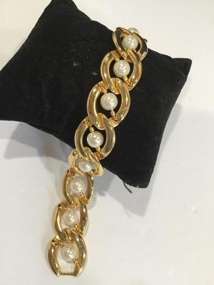 Faux Pearl Caged Bracelet