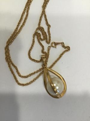 Faux Pearl Fashion Necklace