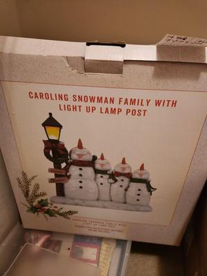 Caroling Snowmen