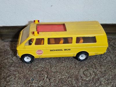 Vintage Tonka Die-Cast School Bus