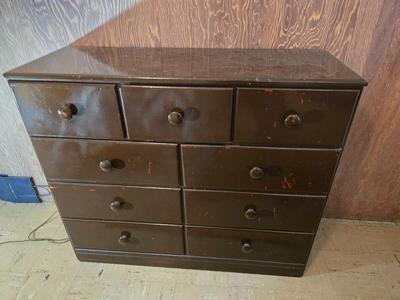 9-Drawer Wood Dresser – Dark Brown Finish and lamp