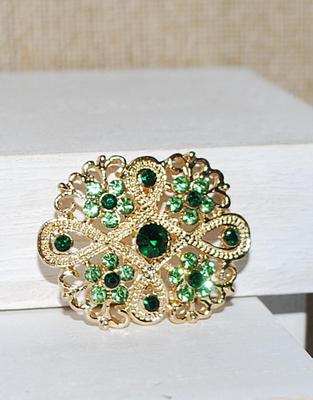 Oblong Swirled Ribbon LIME GREEN Stones BROOCH (1½" x 1⅛") with 4 Flower Accents on a Gold Tone Setting