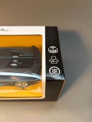 RASTAR - 1:24 Bugatti Divo - Grey - Remote Controlled Racing Car