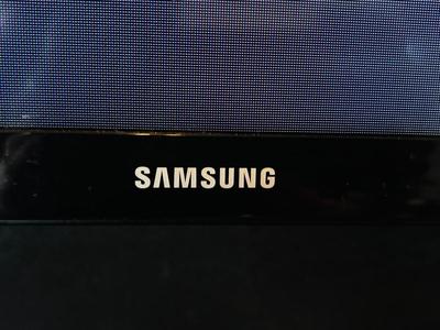 65” SAMSUNG SMART TV WITH WALL MOUNT AND 54” VIZIO SOUNDBAR SURROUND SOUND BLUETOOTH SYSTEM