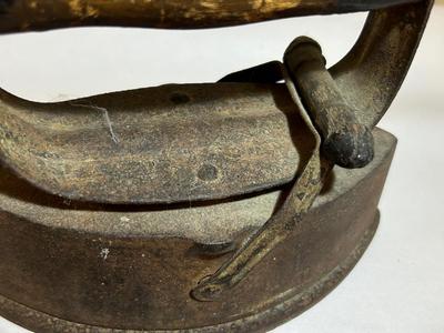 ANTIQUE IRONS