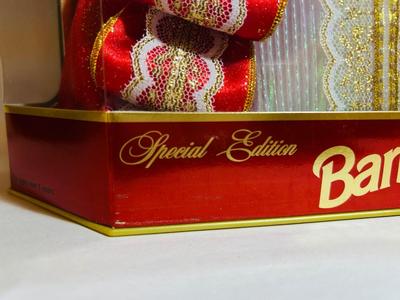 1997 HAPPY HOLIDAYS BARBIE