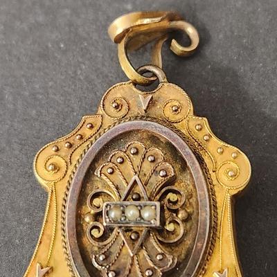 Antique Victorian 14kt Gold Mourning Pendant Locket Back Opens 10.33 Grams