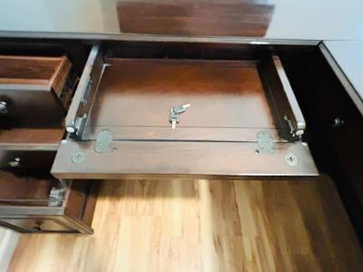 WHALEN FURNITURE MFG HANDSOME L-SHAPED DESK AND SERTA LEATHER? DESK CHAIR