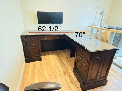 WHALEN FURNITURE MFG HANDSOME L-SHAPED DESK AND SERTA LEATHER? DESK CHAIR
