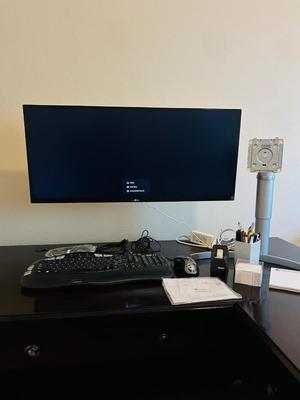 34” LG WIDE SCREEN MONITOR WITH BASE AND WALL MOUNT , LOGITECH WIRELESS KEYBOARD, LOGITECH MOUSE AND MORE!
