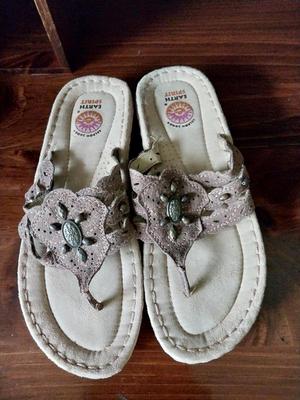 Sale Photo Thumbnail #334: SIZE 8