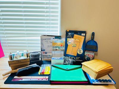 GOOD ASSORTMENT OF OFFICE SUPPLIES