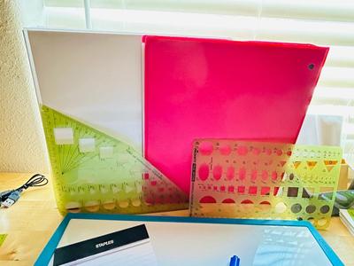 PHILLIPS AUDIO PLAYER, BUSINESS CARD HOLDER, DRAFTING STENCILS, 3 RING BINDERS, MINI SPEAKER, DRY ERASE BOARD AND OTHER SUPPLIES
