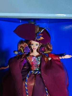 1995. ENCHANTED SEASON COLLECTION AUTUMN GLORY BARBIE