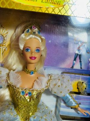 1996 BARBIE AS CINDERELLA DOLL