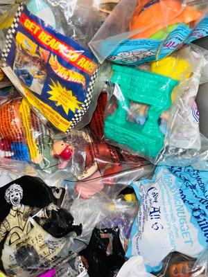 MORE KIDS MEAL TOYS