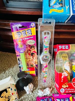 A GOOD VARIETY OF DISNEY ITEMS