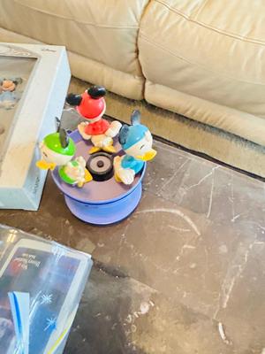 MORE DISNEY ITEMS FOR THE COLLECTOR IN YOUR LIFE