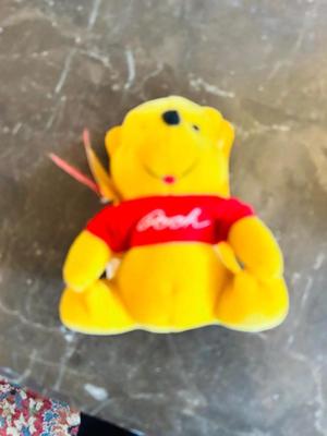 1992 JIMINY CRICKET DOLL, WINNEY THE POOH WITH BOOK AND VTG. DISNEY HAPPY MEAL TOYS
