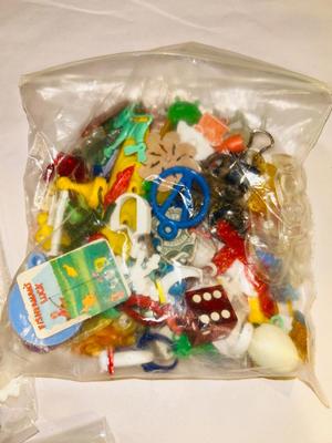 CRACKER JACKS PRIZES